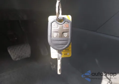 2015 Ford Fiesta Se z USA, uszkodzony, nr VIN 3FADP4BJ8FM160973